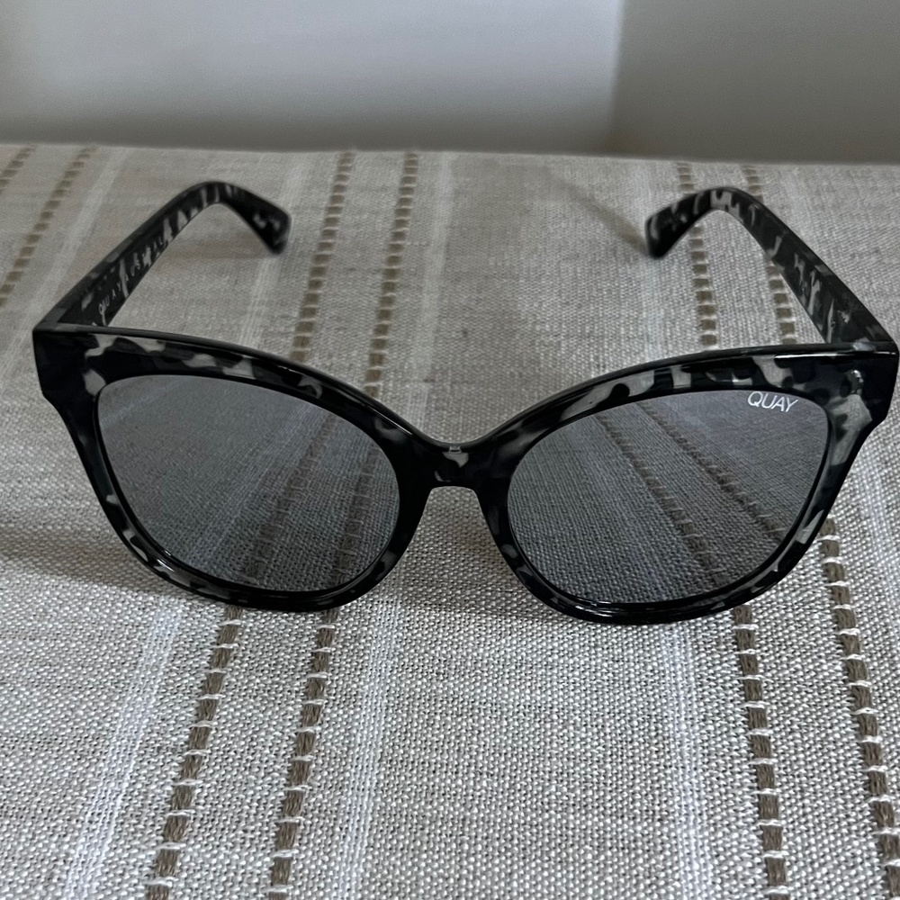 Quay Mirrored Sunglasses